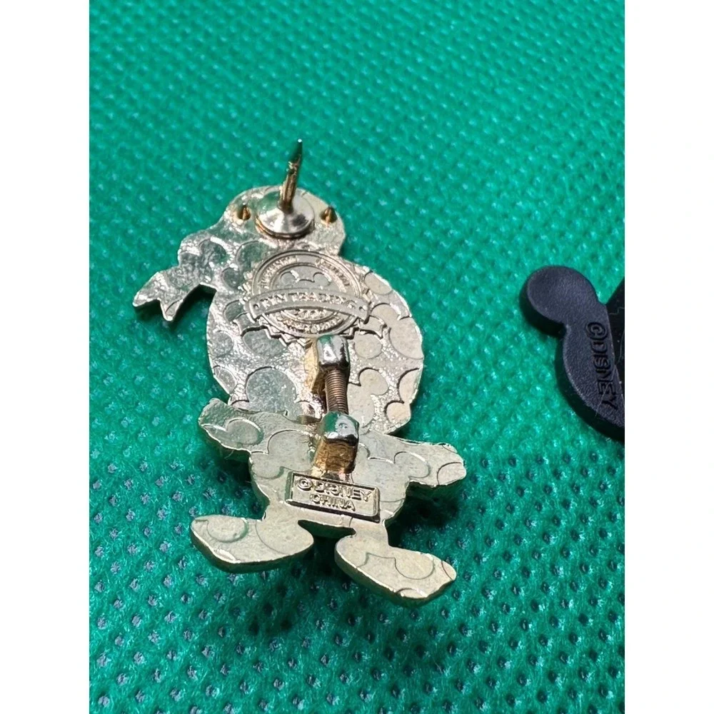 Donald Duck Bobblehead Cuties 2005 Disney Trading Pin Springy See photos.‎